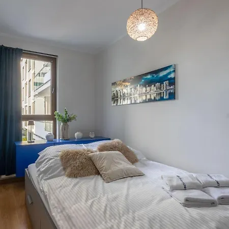 Odra Tower With Garage & Balcony - Properunit Appartement