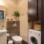 Apartmán Odra Tower With Garage & Balcony - Properunit