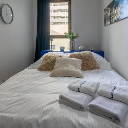 Odra Tower With Garage & Balcony - Properunit Apartment *